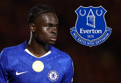 Chelsea winger Tyrique George set for Everton medical as late deal agreed