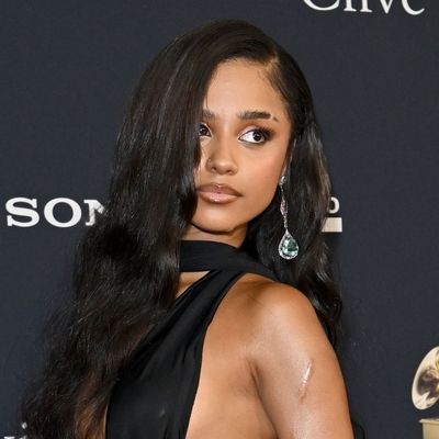 Tyla Warms Up for the 2026 Grammys in a Plunging Cut-Out Gown and Jacob & Co Jewels