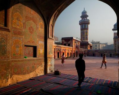 Rebel English Academy by Mohammed Hanif review – a sure-fire Booker contender