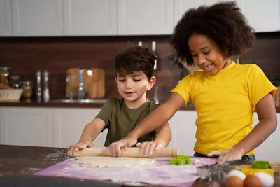 Simple Ways Parents Can Teach Kids Responsibility Through Chores