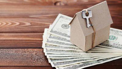 If You Had Refinanced Your Mortgage in 2016, You’d Be Saving $165K or More in Interest