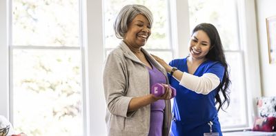 Stroke survivors can counterintuitively improve recovery by strengthening their stronger arm – new research