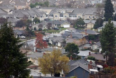 Earthquake rattles Bay Area with more than 30 tremors striking area