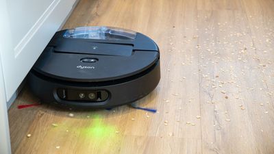 Dyson's new robot vacuum isn't a disaster... but it's hardly a roaring success, either