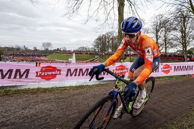 'If I'd seen a red towel fluttering, I would have quit' – Lars van der Haar rides last Cyclo-cross World Championships of career with imminent birth of son as top priority