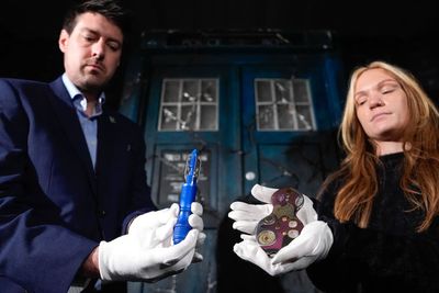 Doctor Who fans get chance to bid for famous props