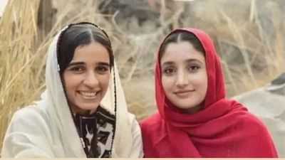 Two fidayeen women led attacks through Balochistan targeting govt offices, banks