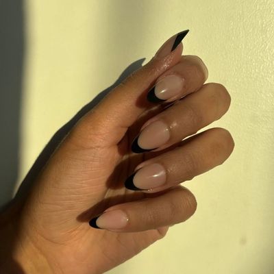 I'm a Press-On Mani Pro—These 10 French Tip Designs Are Among the All-Time Best