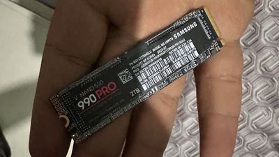 Fake Samsung 990 Pro passes basic checks but runs slower than a USB 2.0 drive — counterfeit SSDs proliferate as NAND shortage creates the perfect storm for bogus deals