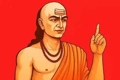 Chanakya Niti: 6 Ways to Use Words to Attract Who You Want