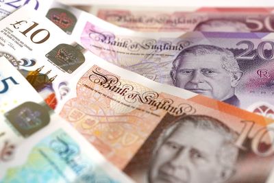 1m people miss self-assessment cut-off with 475,722 taxpayers filing on last day