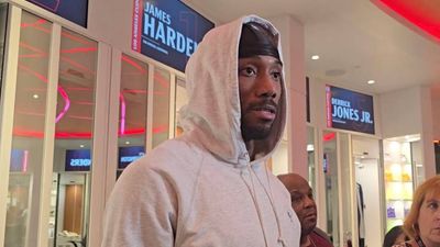 Kawhi Leonard Shared Frank Comments on James Harden Trade Report