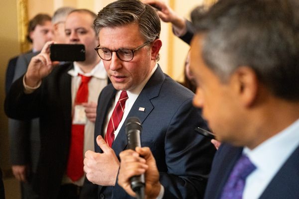 Major spending package cleared while immigration talks continue