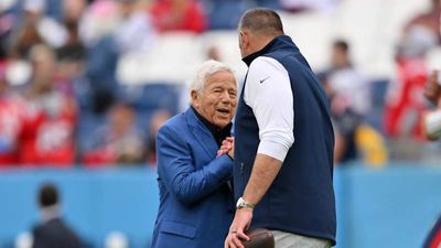 Mike Vrabel Addresses Robert Kraft Not Being Selected to Hall of Fame