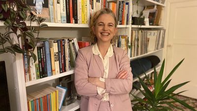 Author 'gobsmacked' by peak body funding crisis