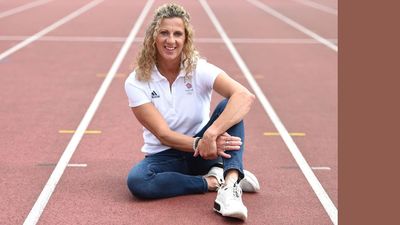 5 exercises, 3 rounds, 2 dumbbells - Olympian Sally Gunnell reveals how to build strength as a beginner at home