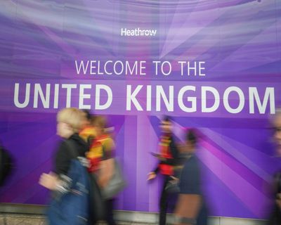 Zero net migration would shrink UK economy by 3.6%, says thinktank