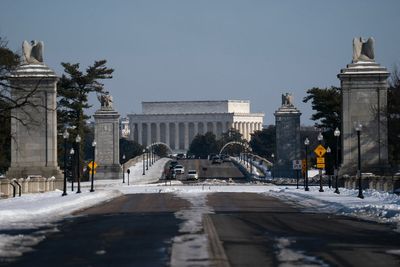 Trump says Washington has waited 200 years for the arch he wants to build. Not quite