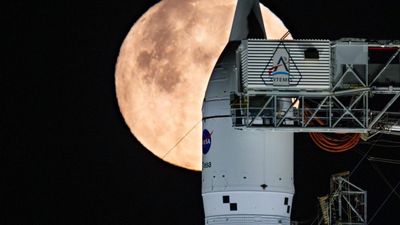 NASA had 3 years to fix fuel leaks on its Artemis moon rocket. Why are they still happening?