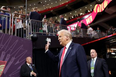 Trump was told to skip the Super Bowl so he wasn’t booed mercilessly: report