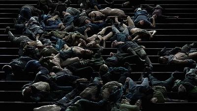 90s nostalgia: Requiem for the End of Love finishes Greek run with final flourish