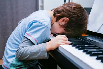 6 After-School Activities Parents Regret Paying For (Because the “Benefits” Don’t Show Up)