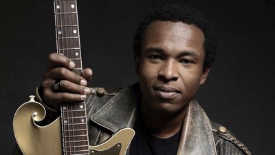 "When people hear my versions of pop songs, they're shocked. They never expect to hear Adele sound like that." Meet Solomon Hicks, the New York guitarist bringing the blues to a new audience