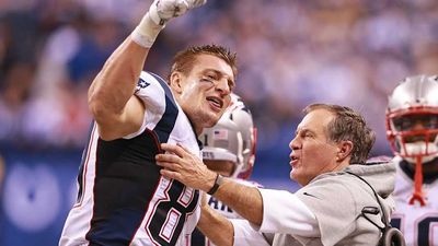 Rob Gronkowski Reacts to Bill Belichick’s ‘Ridiculous’ Hall of Fame Snub