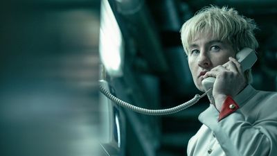 Crime 101 director reveals he wrote Barry Keoghan's role as a wildcard criminal especially for him, as his co-star Chris Hemsworth praises his "magnetic" performance