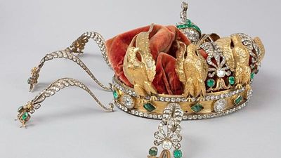 Louvre heist: Empress Eugénie's dropped and damaged crown to be restored to former glory