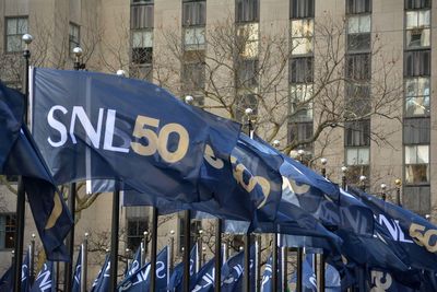 Who’s in the cast for Saturday Night Live UK?