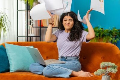 10 Payment Plan Traps That Turn a $200 Bill Into $700