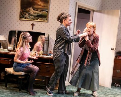 The Memory of Water review – blackly funny look at sisters fighting for a dead mother’s love