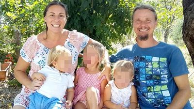 Experts back Anglo-Australian parents in Italy in child custody row