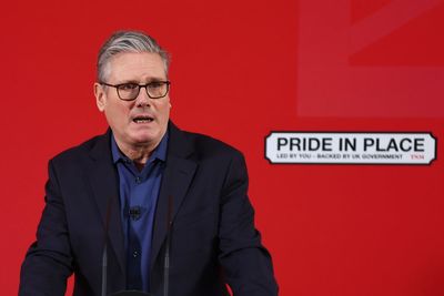 PM ‘sorry for believing Mandelson’s lies’ as he apologises to Epstein’s victims