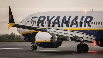 Airline asks passengers to stop wearing jeans on flights – aka survival 101