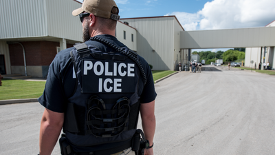 Federal judge demands ICE release two men. But the agency ignores the court order, grabs them before they leave the building