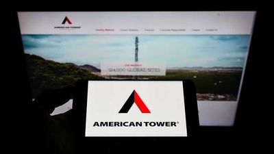 Is Wall Street Bullish or Bearish on American Tower Stock?