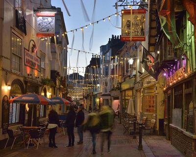 Here is a political lesson progressives need to learn, and fast: British pubs are crucial