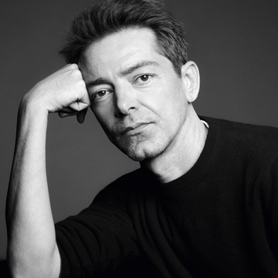 Pieter Mulier Takes the Reins at Versace, Ushering in a New Era of Grown-Up Glamour