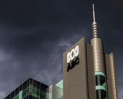 ABC staff told not to use disappearing messages on topics including antisemitism and extremism due to freeze notice