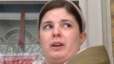 Hero Neighbor Breaks Down Door During Arlington Heights House Fire to Rescue Elderly Woman in Wheelchair