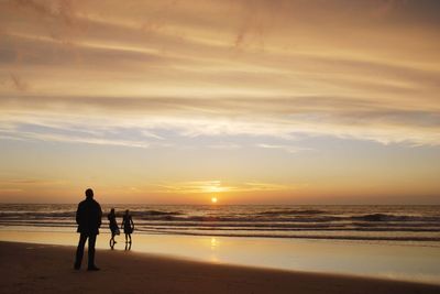 How one dad helped his children through unimaginable tragedy