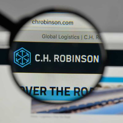 Do Wall Street Analysts Like C.H. Robinson Stock?