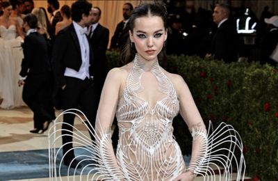 Dove Cameron wants wedding dress to reference her queerness