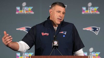 Mike Vrabel’s Face-Tingling Energy Drink Has Become Part of Patriots Culture