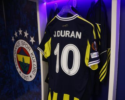 Villa, Al-Nassr, Fenerbahce, Zenit: does Jhon Durán have football’s itchiest feet?