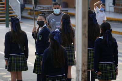 Schools bring back mandatory face masks amid measles outbreak
