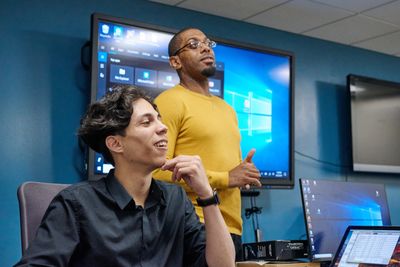 Meet a 27-year-old software engineer who turned a 1.0 GPA in high school into a six-figure career at American Express