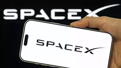 Senators demand Pentagon investigate if Chinese investors secretly infiltrated Elon Musk’s SpaceX, and what they find could be devastating